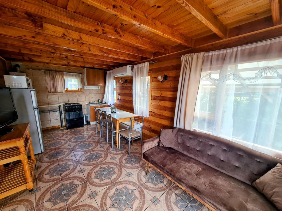 Cabanas Kompatzki Ancud Esterno foto