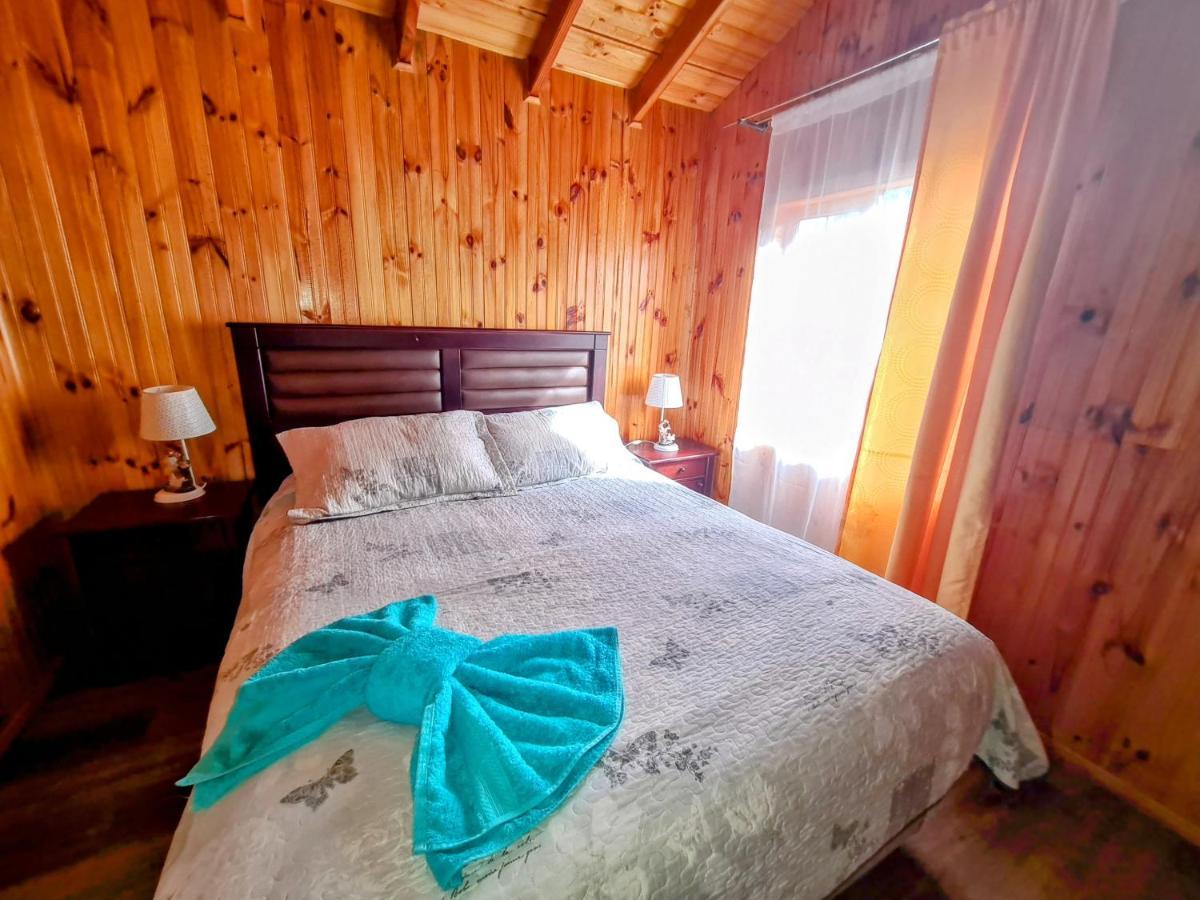 Cabanas Kompatzki Ancud Esterno foto