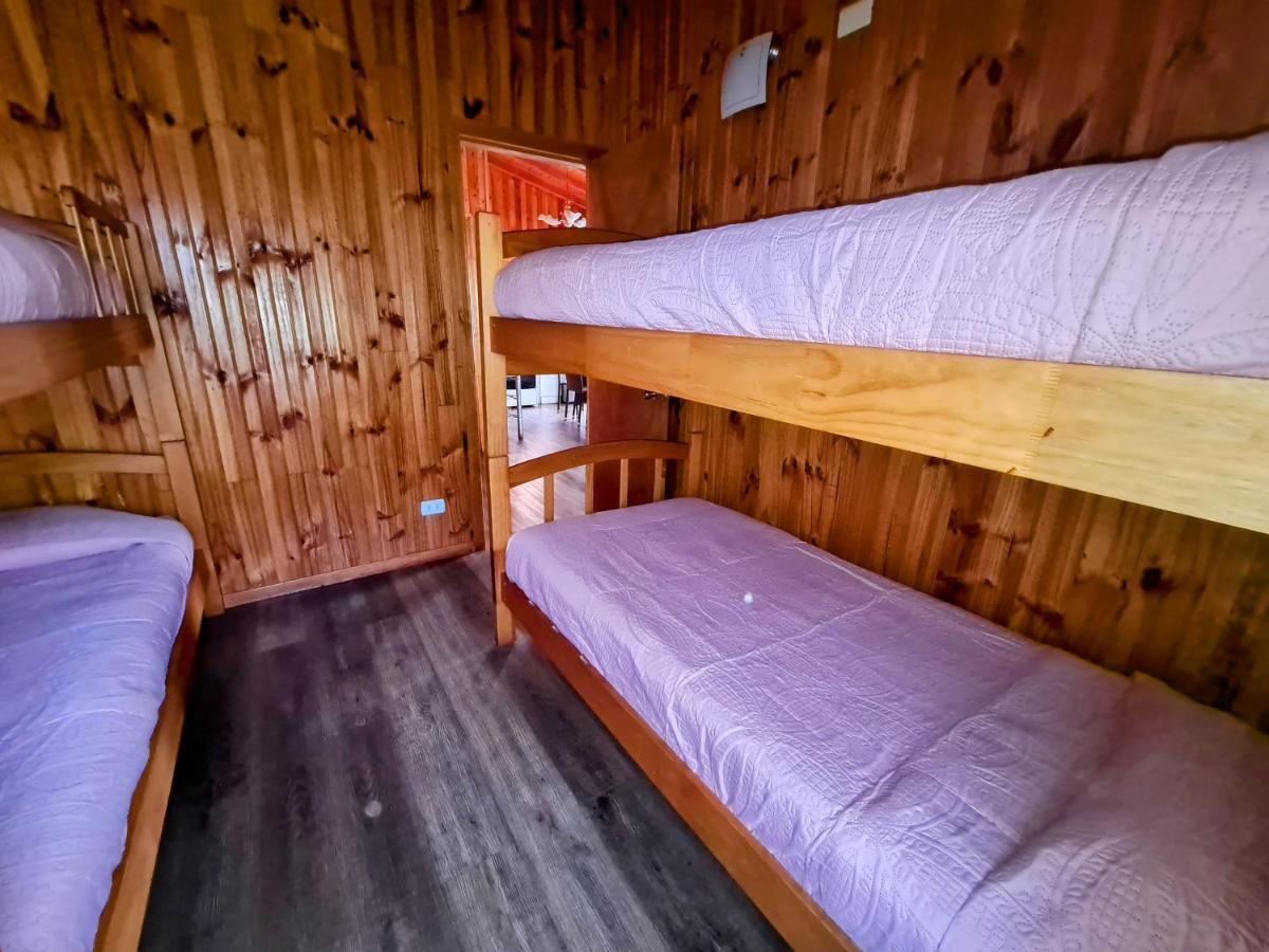 Cabanas Kompatzki Ancud Esterno foto