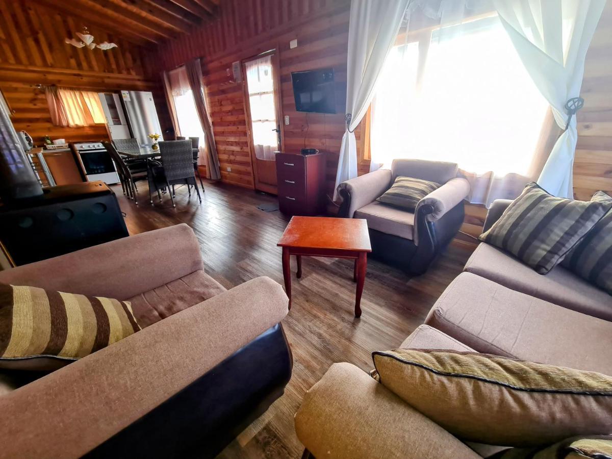 Cabanas Kompatzki Ancud Esterno foto